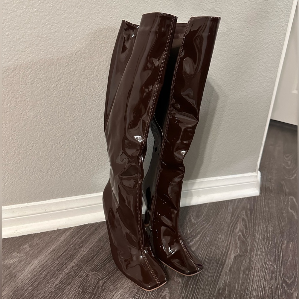 Fashion nova mid calf/ knee high boots